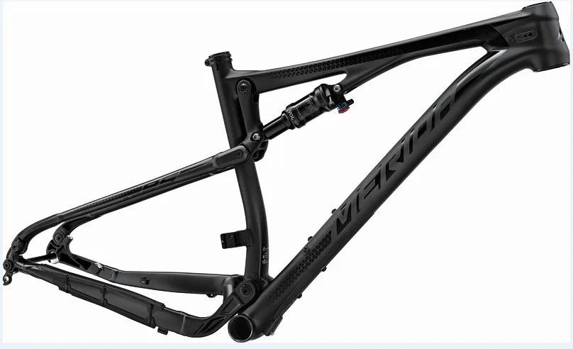 Rám  NINETY-SIX 9.XT  MATT UD(SHINY)  XL