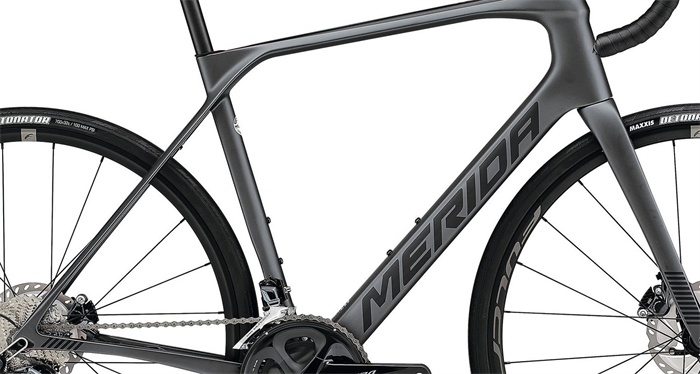 Rám SCULTURA ENDURANCE 6000 Silk Anthracite(Black)  XXS