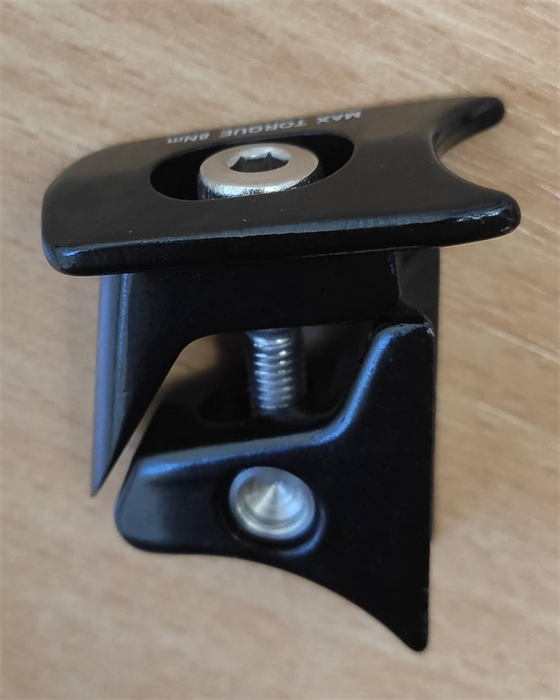 Sedlová objímka  Reacto 2018