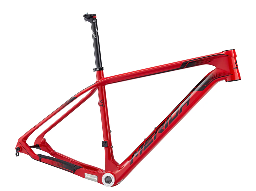 Rám  BIG.SEVEN XT  Red (black)  18,5"